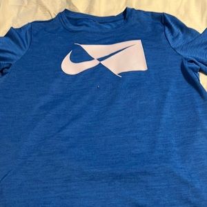 Nike Dri fit xl kids tee